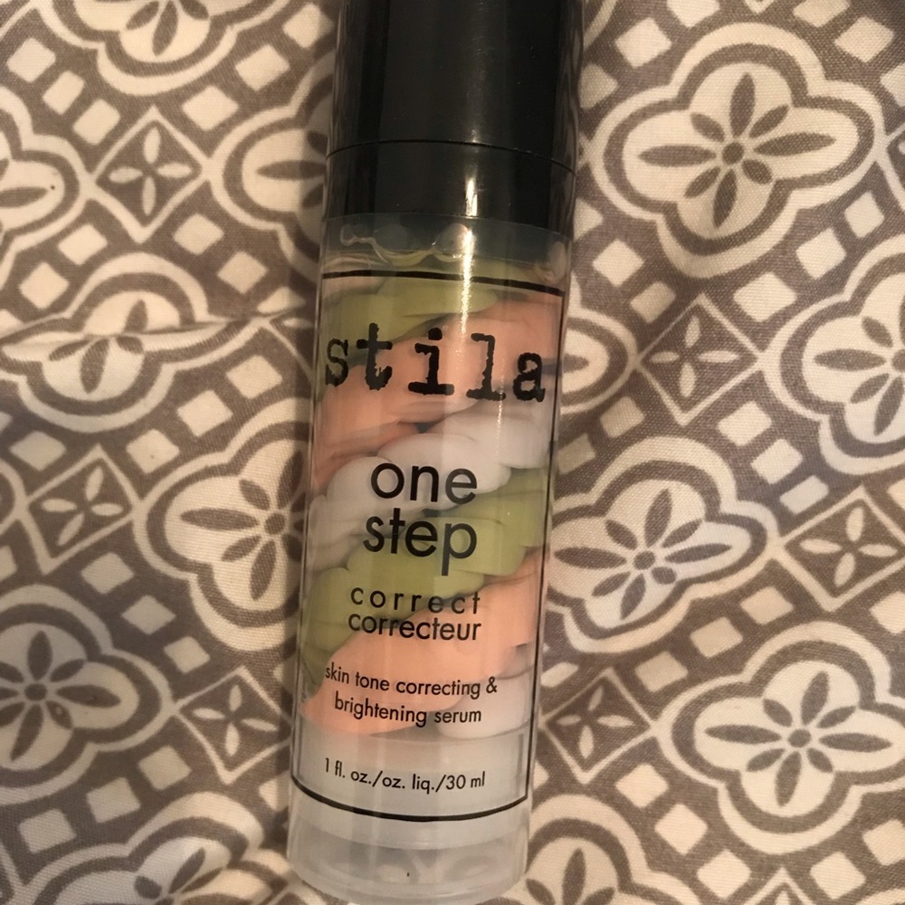Stila one step color corrector